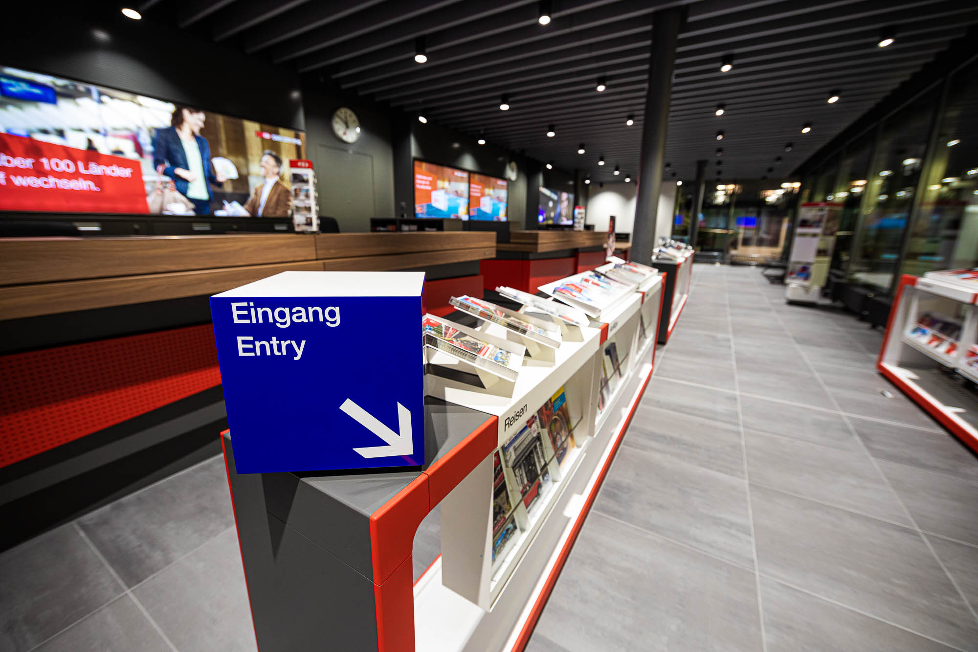 Export x3 5D4 0162 SBB 2019 Bahnhof Baden